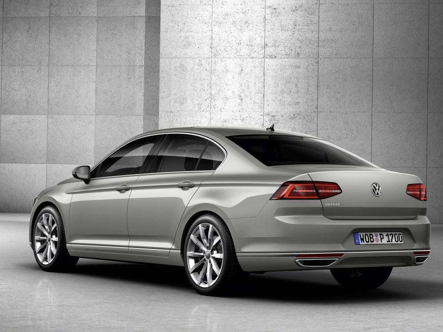  Volkswagen Passat 2015 года  (фото 7 из 23)